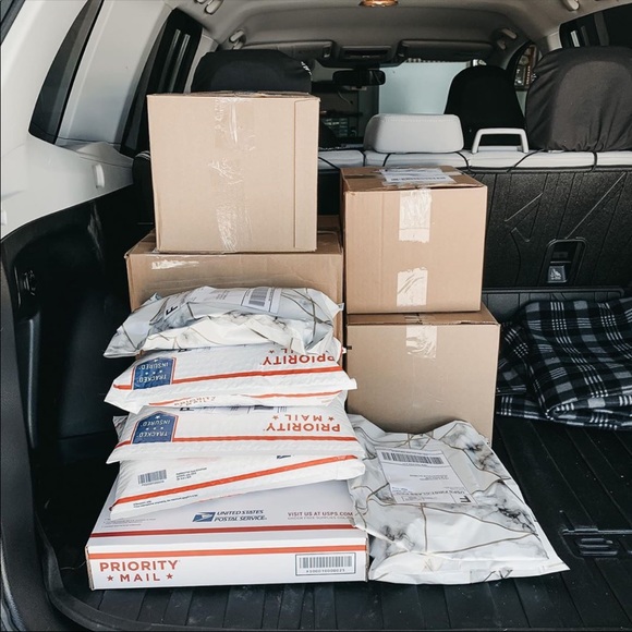 about me ☾ - Picture 2 of 3